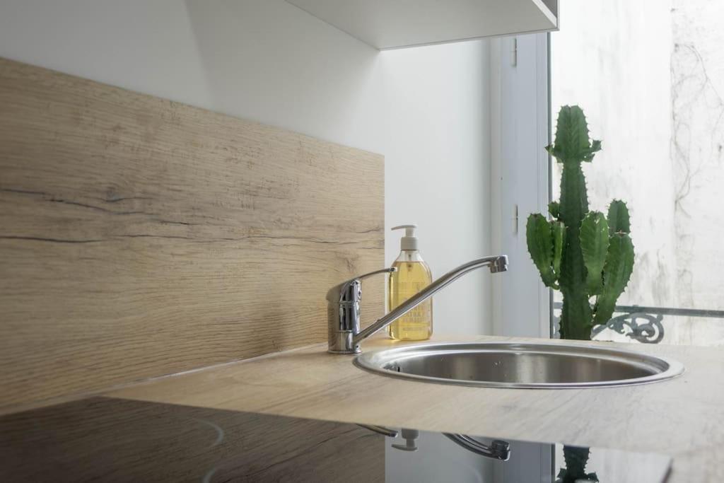 Studio Contemporain A Deux Pas De La Cathedrale Apartment Орлеан Екстериор снимка