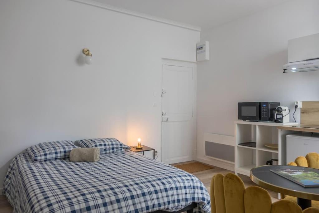 Studio Contemporain A Deux Pas De La Cathedrale Apartment Орлеан Екстериор снимка