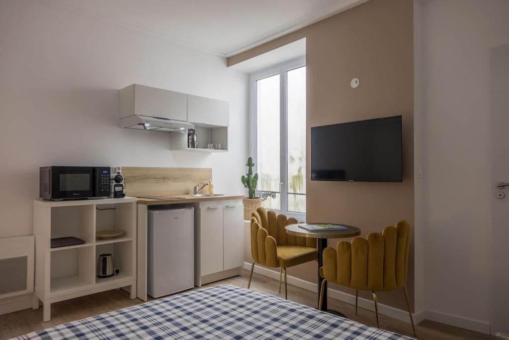 Studio Contemporain A Deux Pas De La Cathedrale Apartment Орлеан Екстериор снимка